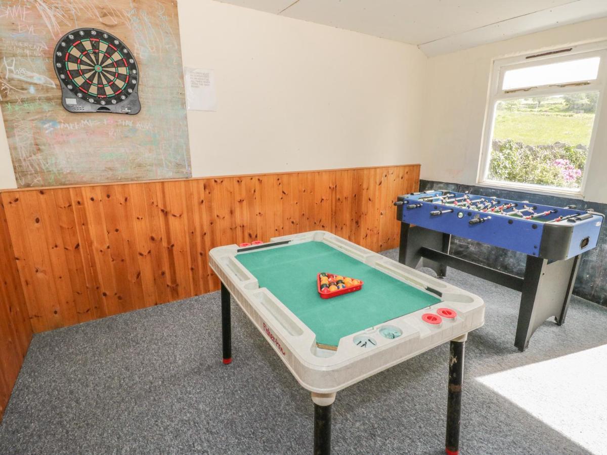 Penrhyddion Ucha Villa Capel Garmon Eksteriør billede